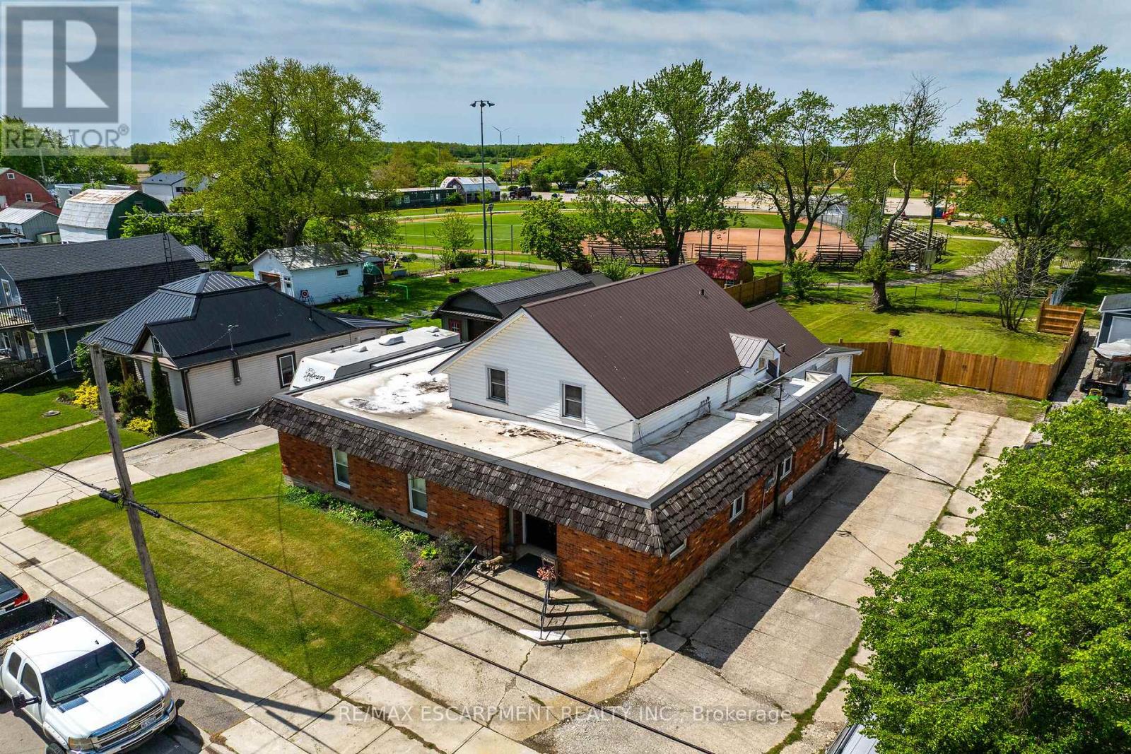 17 Erie Avenue N, Haldimand, Ontario  N0A 1G0 - Photo 50 - X12170032