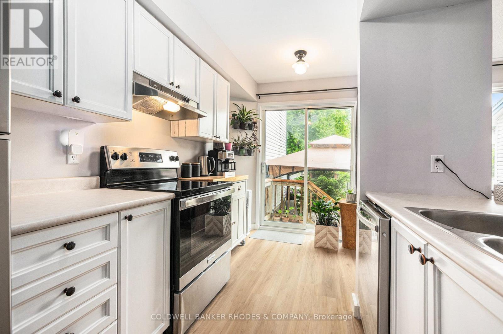 827 Maley Street, North Grenville, Ontario  K0G 1J0 - Photo 12 - X12170073