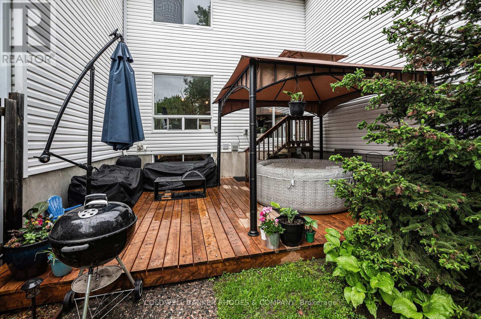 827 Maley Street, North Grenville, Ontario  K0G 1J0 - Photo 24 - X12170073