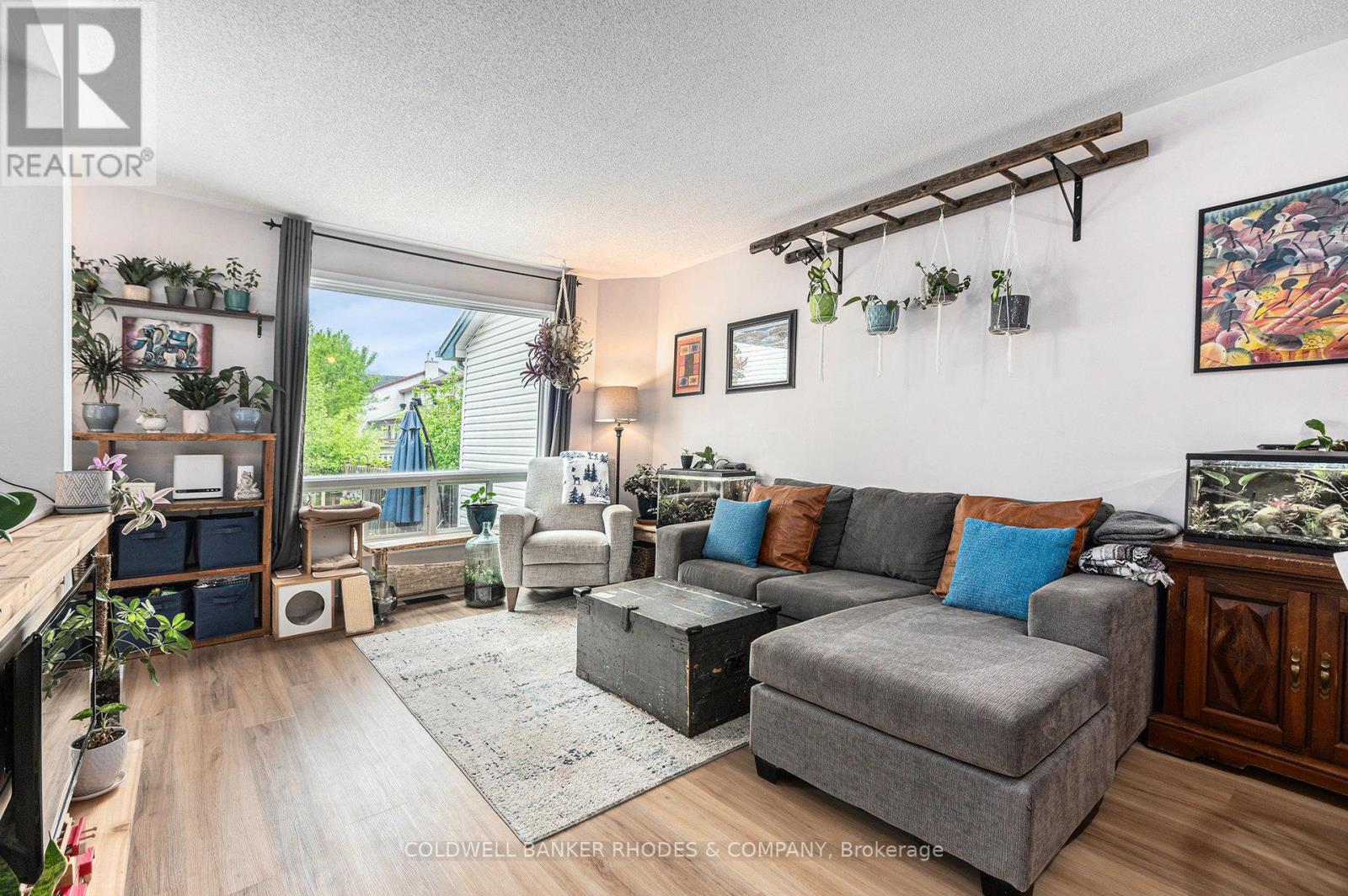827 Maley Street, North Grenville, Ontario  K0G 1J0 - Photo 6 - X12170073