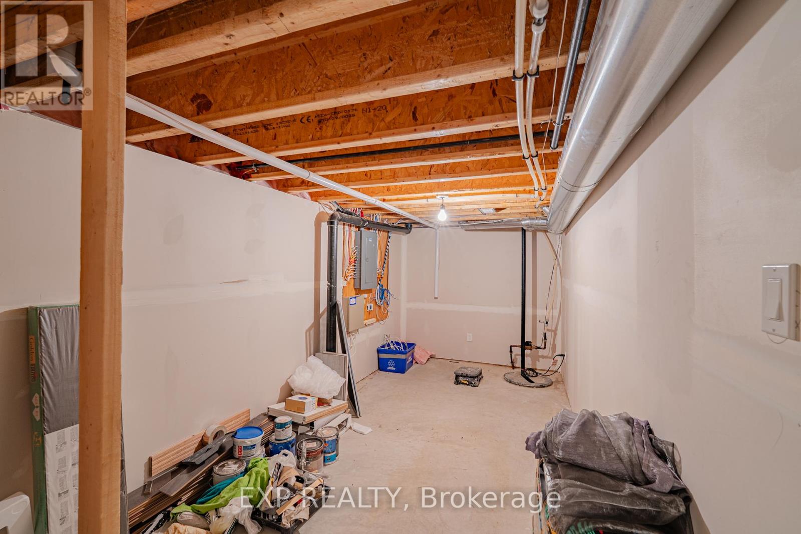 14 Camil Street, Ottawa, Ontario  K1K 0X1 - Photo 42 - X12170195