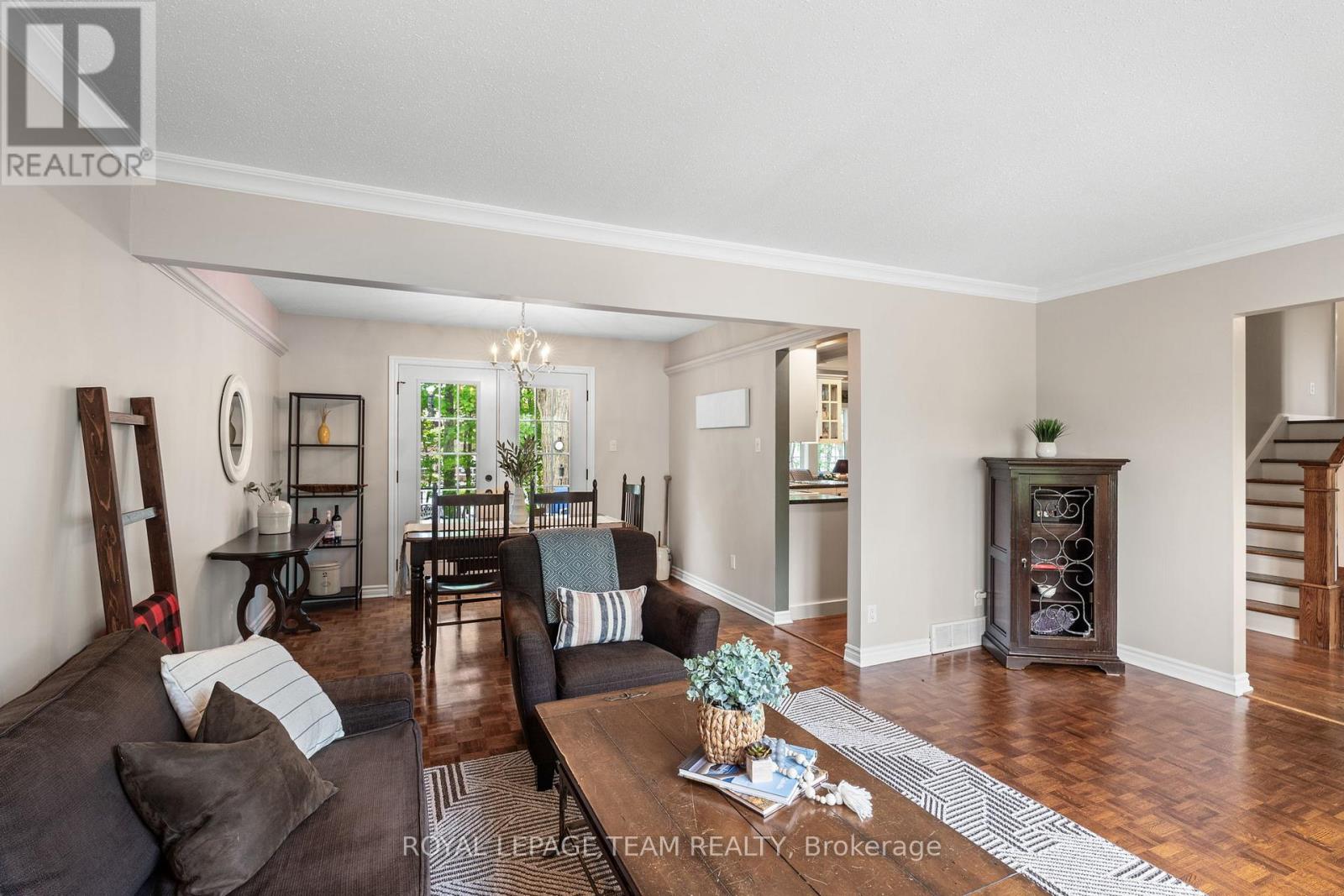 22 Juniper Court, Ottawa, Ontario  K2E 5M6 - Photo 7 - X12170226