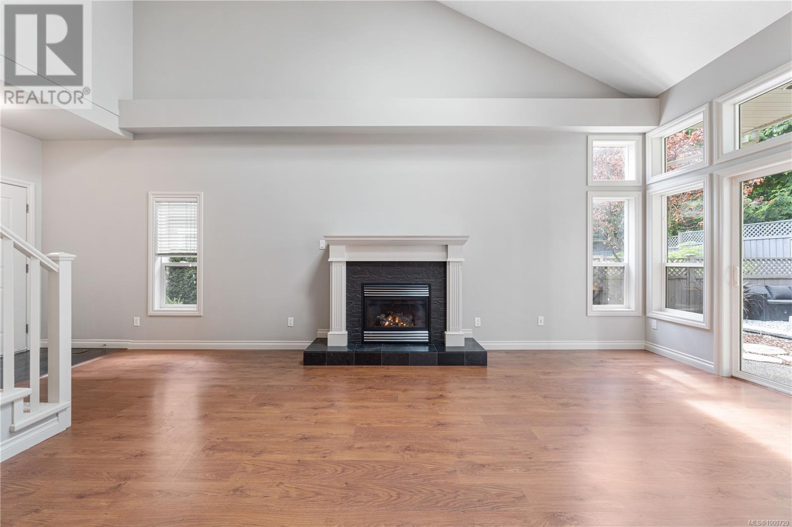 6195 Kenning Pl, Nanaimo, British Columbia  V9T 6R5 - Photo 8 - 1000729