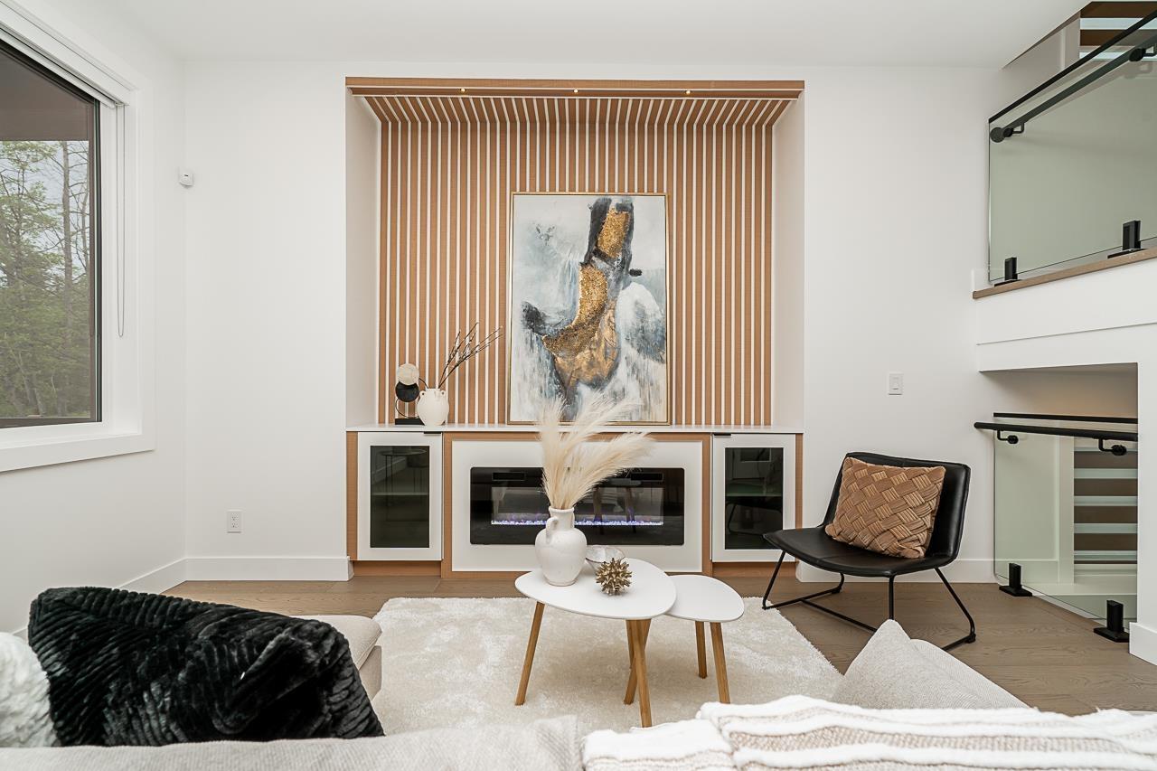 Property at 7511 205 STREET image 3