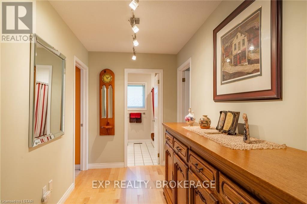 9680 Plank Rd Road, Bayham, Ontario  N0J 1H0 - Photo 11 - X8282384