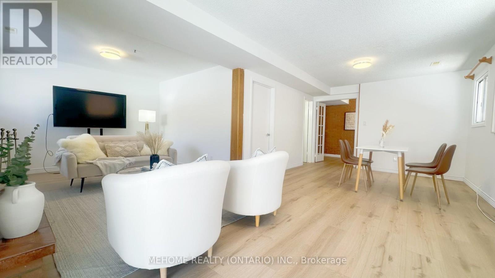 55 Angus Drive, Toronto, Ontario  M2J 2W9 - Photo 23 - C12170092