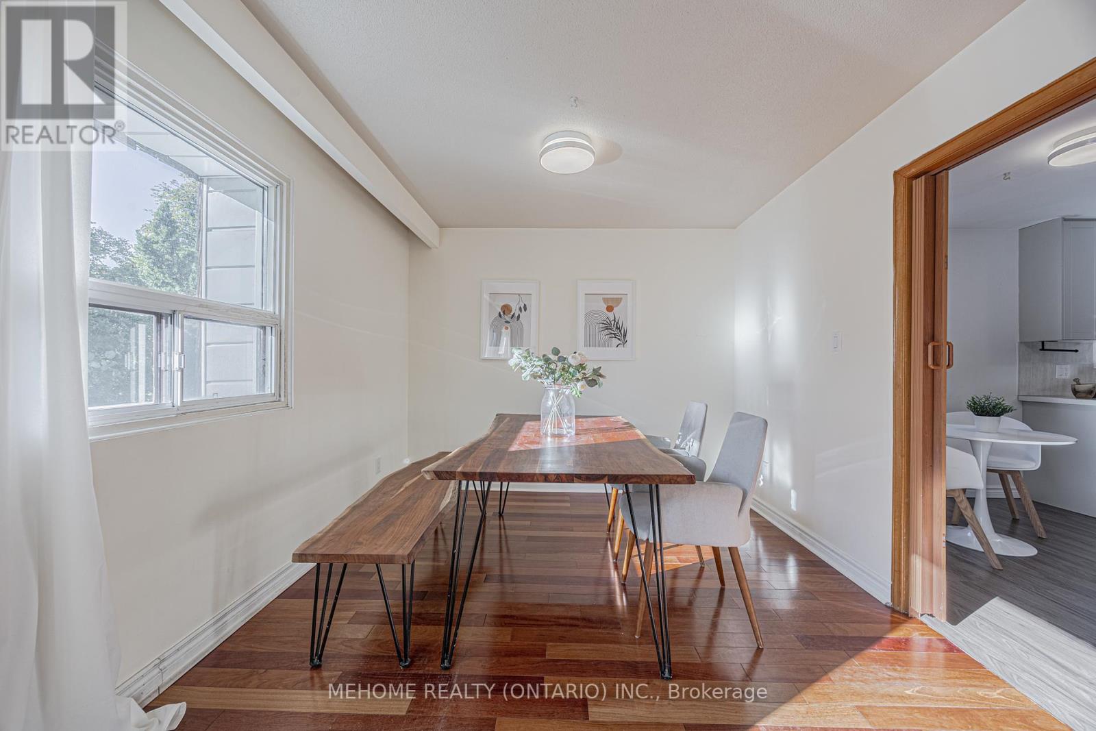 55 Angus Drive, Toronto, Ontario  M2J 2W9 - Photo 5 - C12170092
