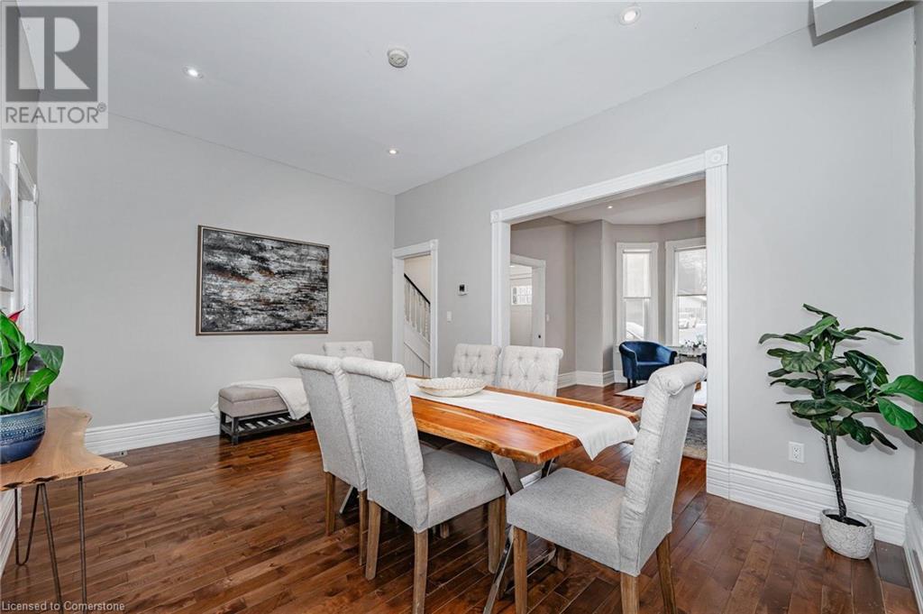 Property at 103 SURREY Street E image 5
