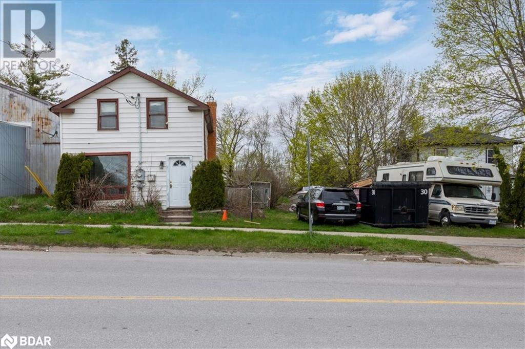 72 KING Street, Kawartha Lakes, Ontario