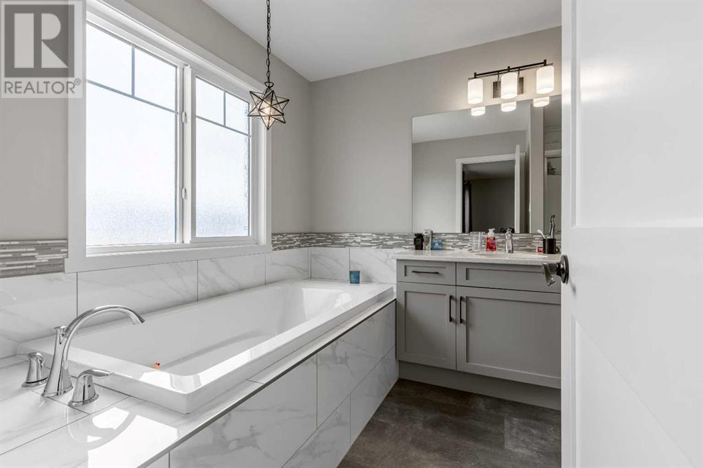 155 Cabot Landing W, Lethbridge, Alberta  T1J 5K3 - Photo 22 - A2205772