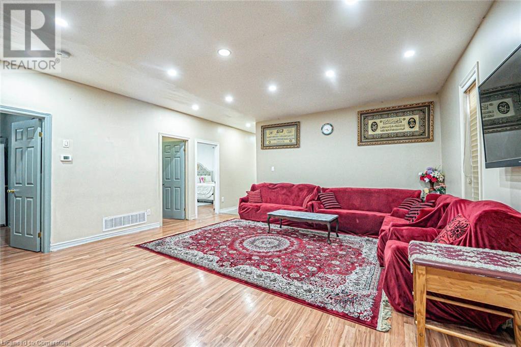 704 Stone Church Road E, Hamilton, Ontario  L8W 1A7 - Photo 5 - 40733145