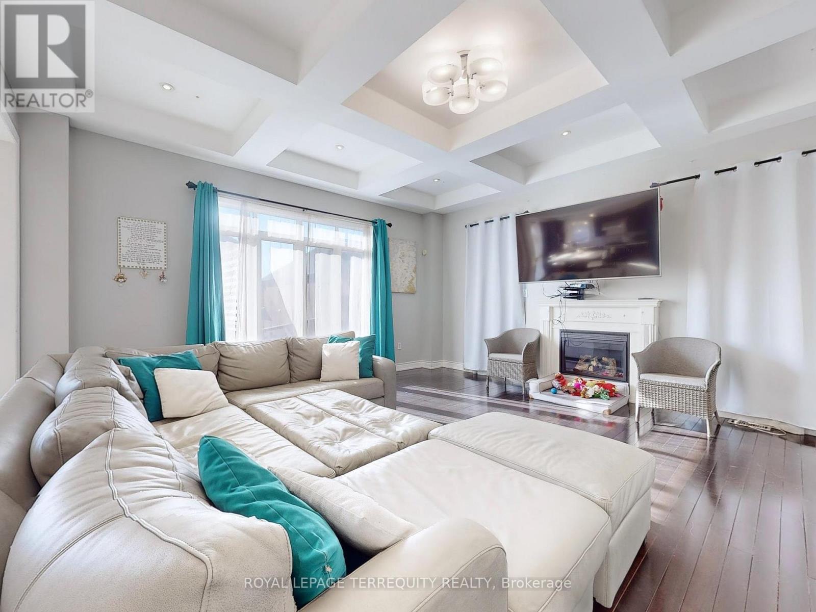 7 Bissland Drive, Ajax (Northeast Ajax), Ontario  L1Z 0E1 - Photo 4 - E12170135