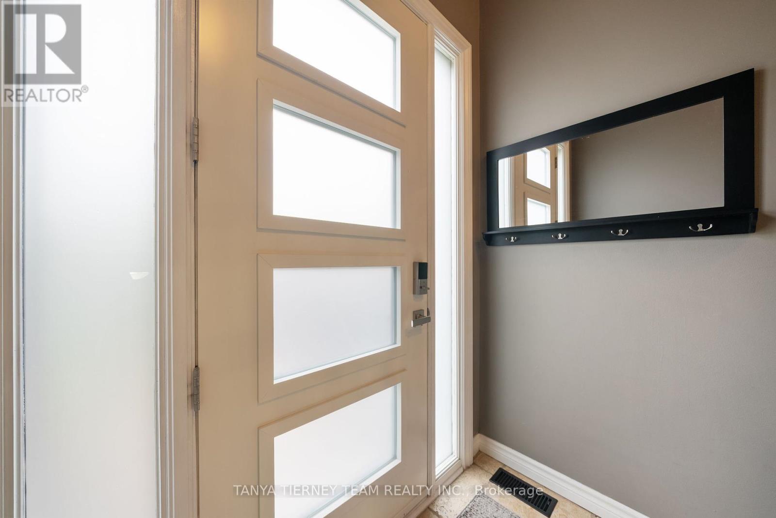 50 Lowder Place, Whitby (Blue Grass Meadows), Ontario  L1N 8B7 - Photo 6 - E12170149