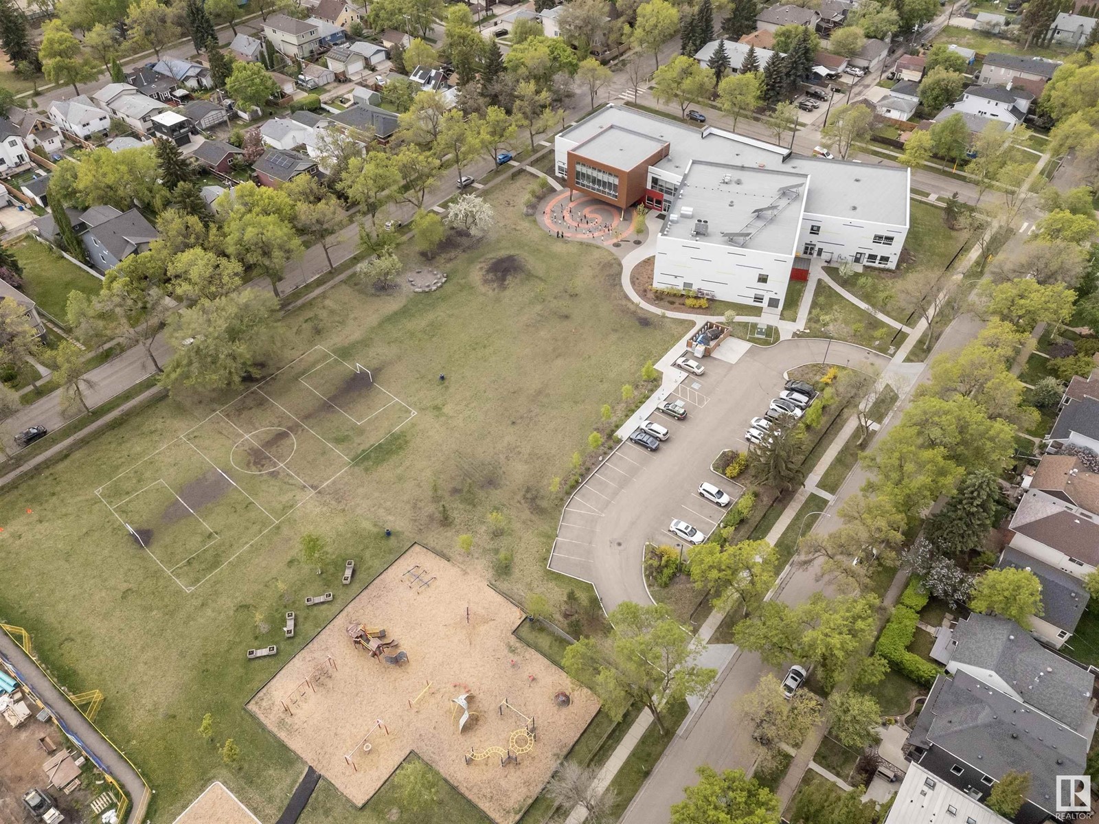 9712 80 Av Nw, Edmonton, Alberta  T6E 1S7 - Photo 70 - E4438220