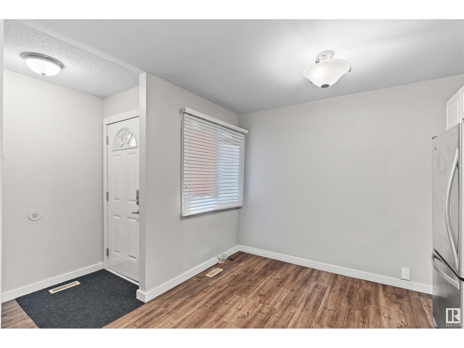 776 Clareview Rd Nw, Edmonton, Alberta  T5A 4J7 - Photo 7 - E4438223