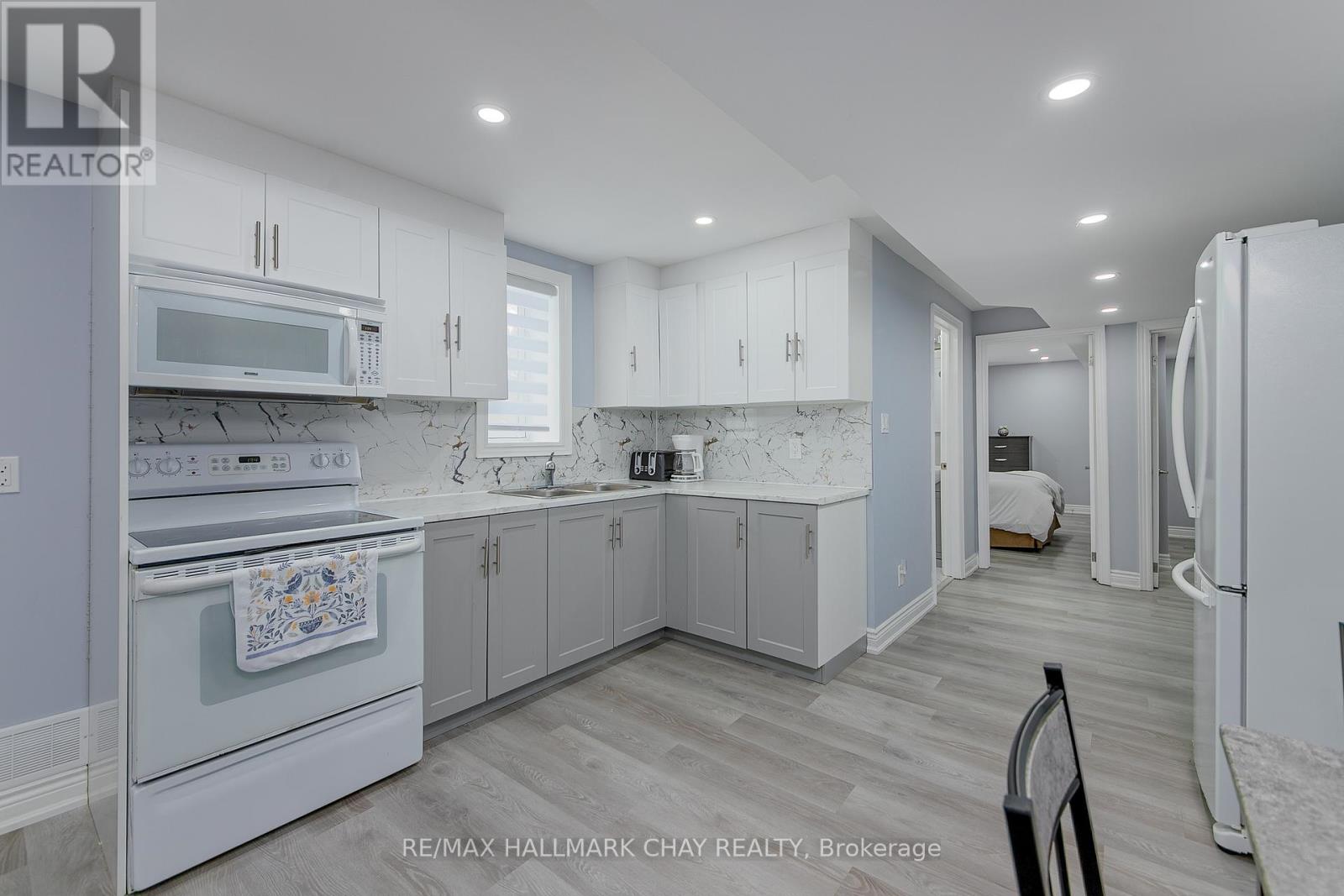 B1 - 896 John Street, Innisfil, Ontario  L0L 1K0 - Photo 10 - N12170129