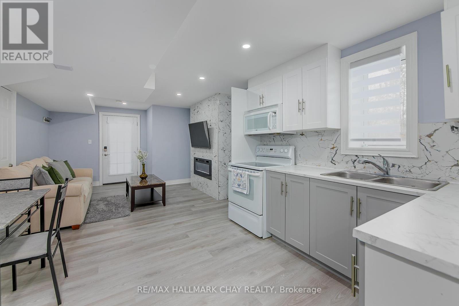 B1 - 896 John Street, Innisfil, Ontario  L0L 1K0 - Photo 14 - N12170129