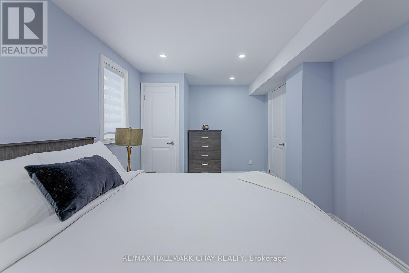 B1 - 896 John Street, Innisfil, Ontario  L0L 1K0 - Photo 18 - N12170129