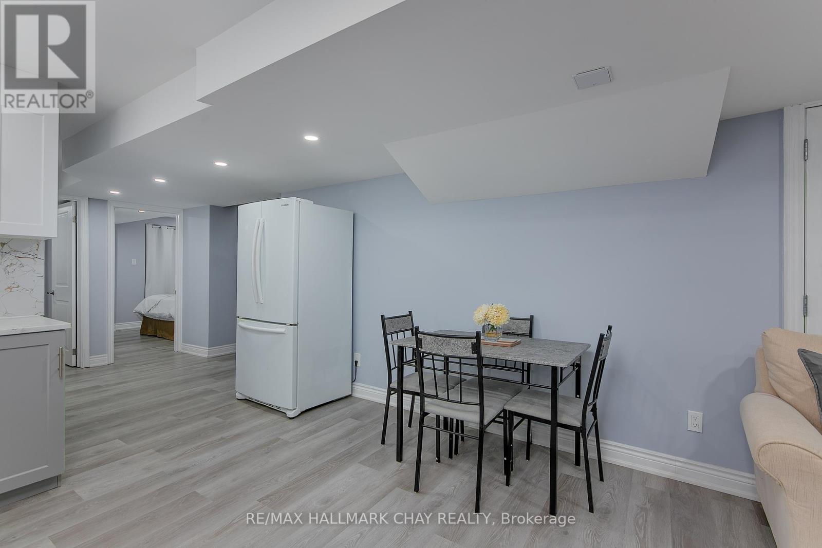 B1 - 896 John Street, Innisfil, Ontario  L0L 1K0 - Photo 8 - N12170129