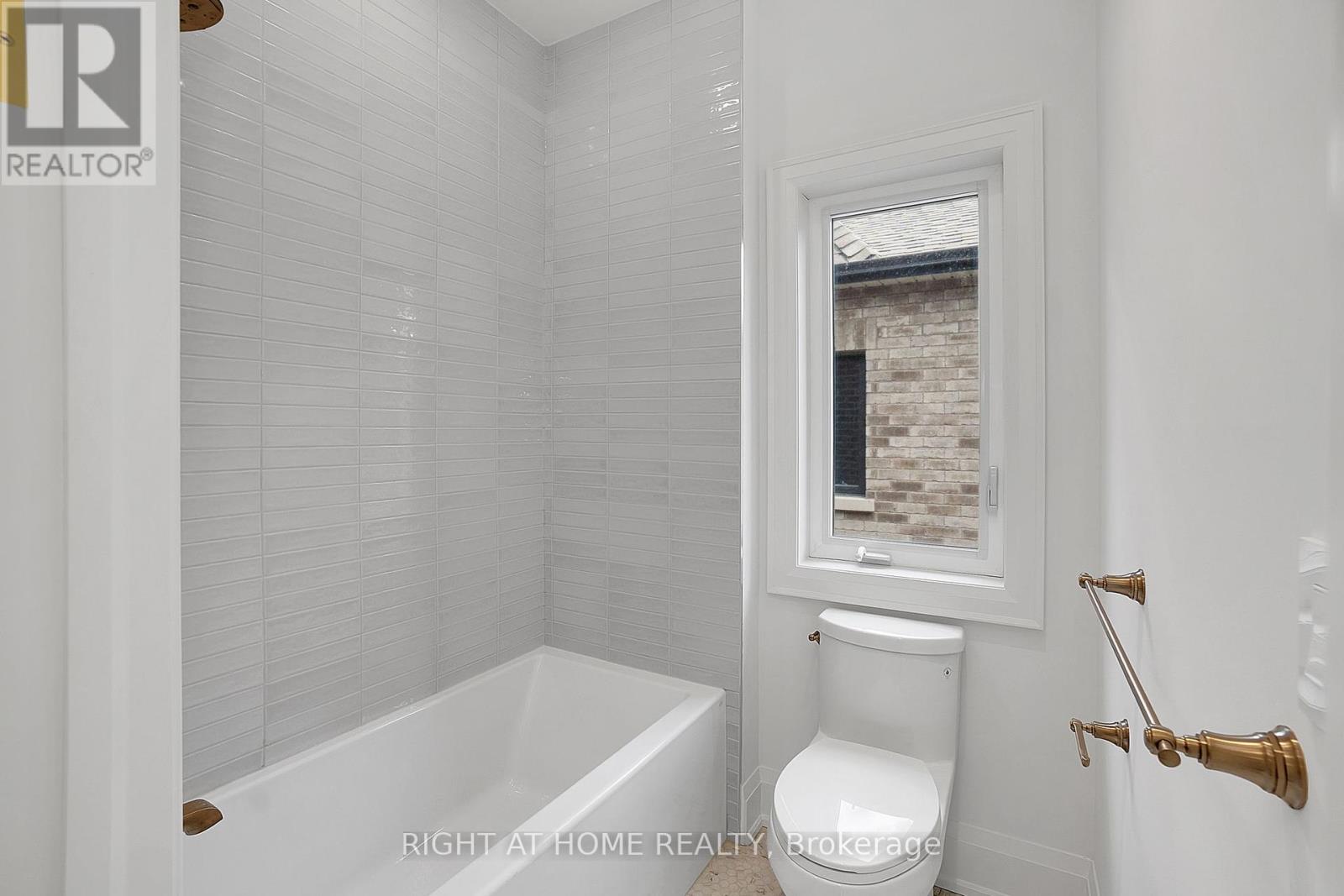 53b Puccini Drive, Richmond Hill, Ontario  L4E 2Y7 - Photo 35 - N12170227