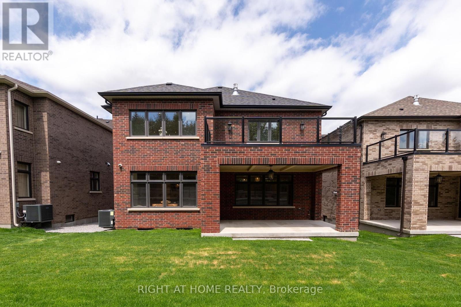 53b Puccini Drive, Richmond Hill, Ontario  L4E 2Y7 - Photo 44 - N12170227