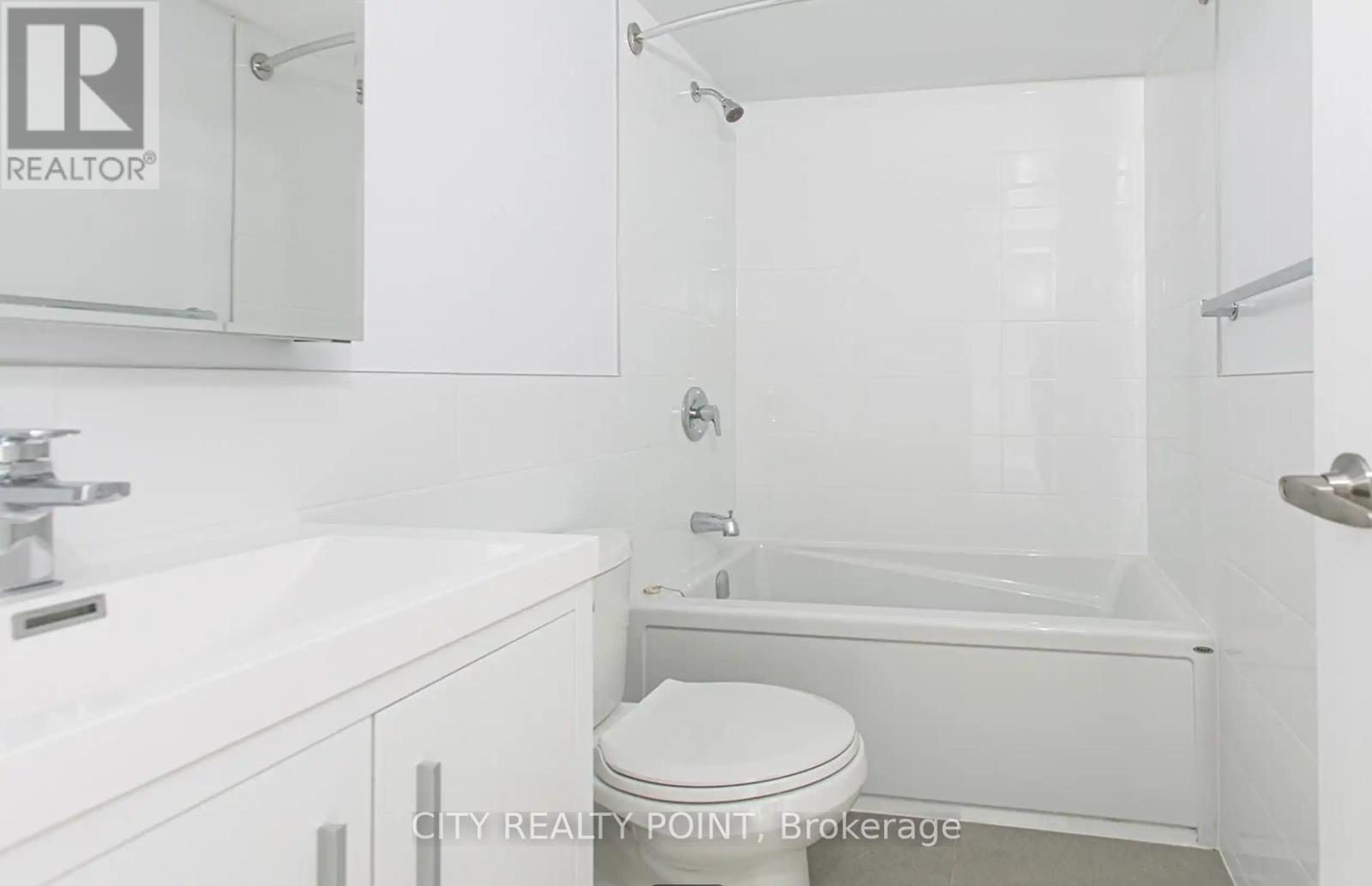 1205 - 33 Isabella Street, Toronto, Ontario  M4Y 2P7 - Photo 7 - C12079793