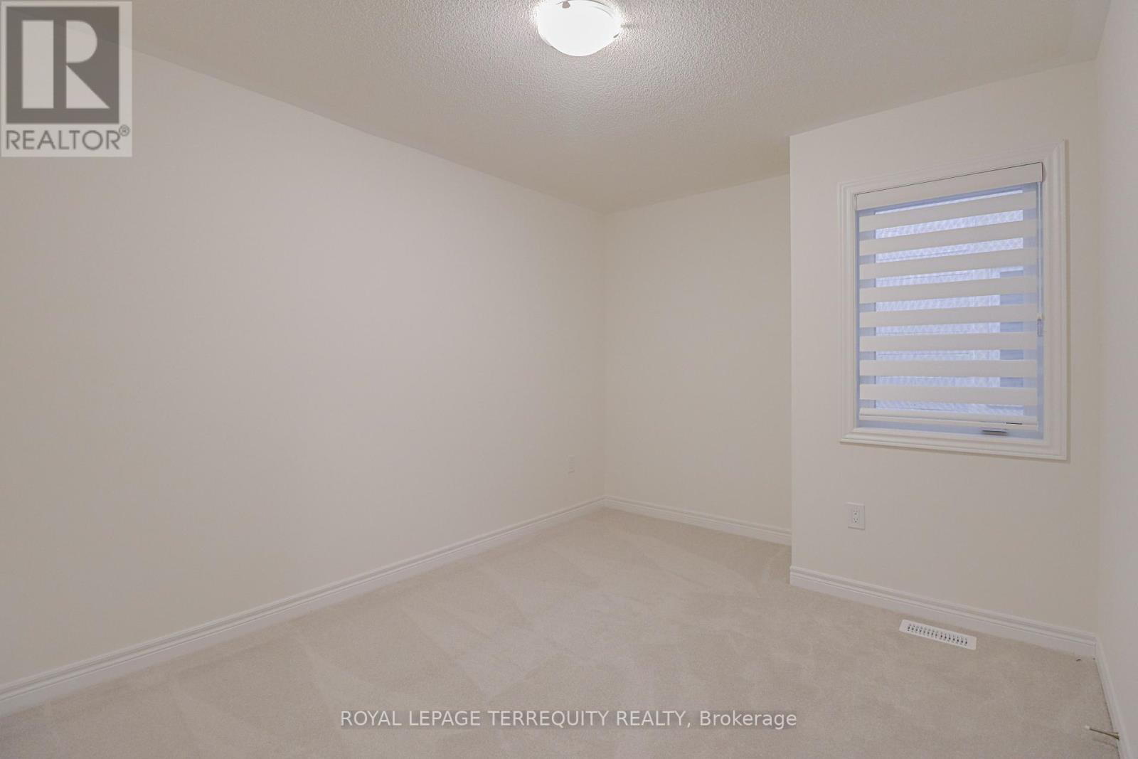 3915 Koenig Road, Burlington, Ontario  L7M 0Z9 - Photo 24 - W12167367