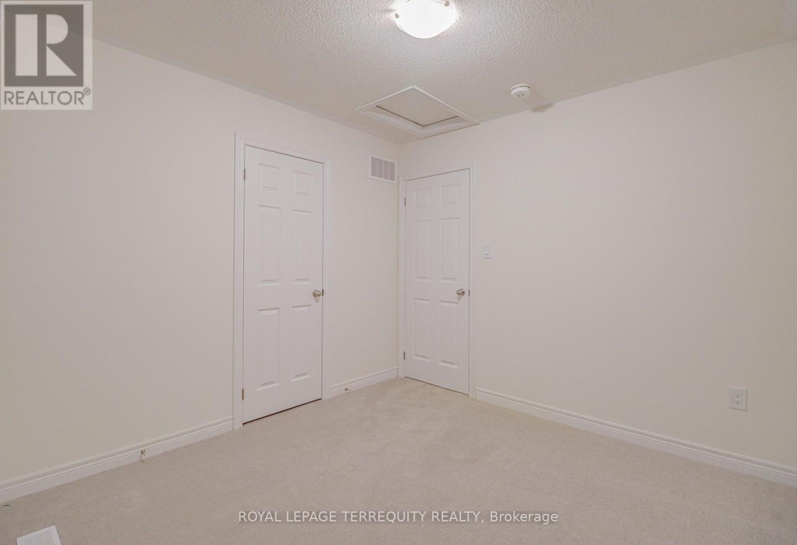 3915 Koenig Road, Burlington, Ontario  L7M 0Z9 - Photo 25 - W12167367
