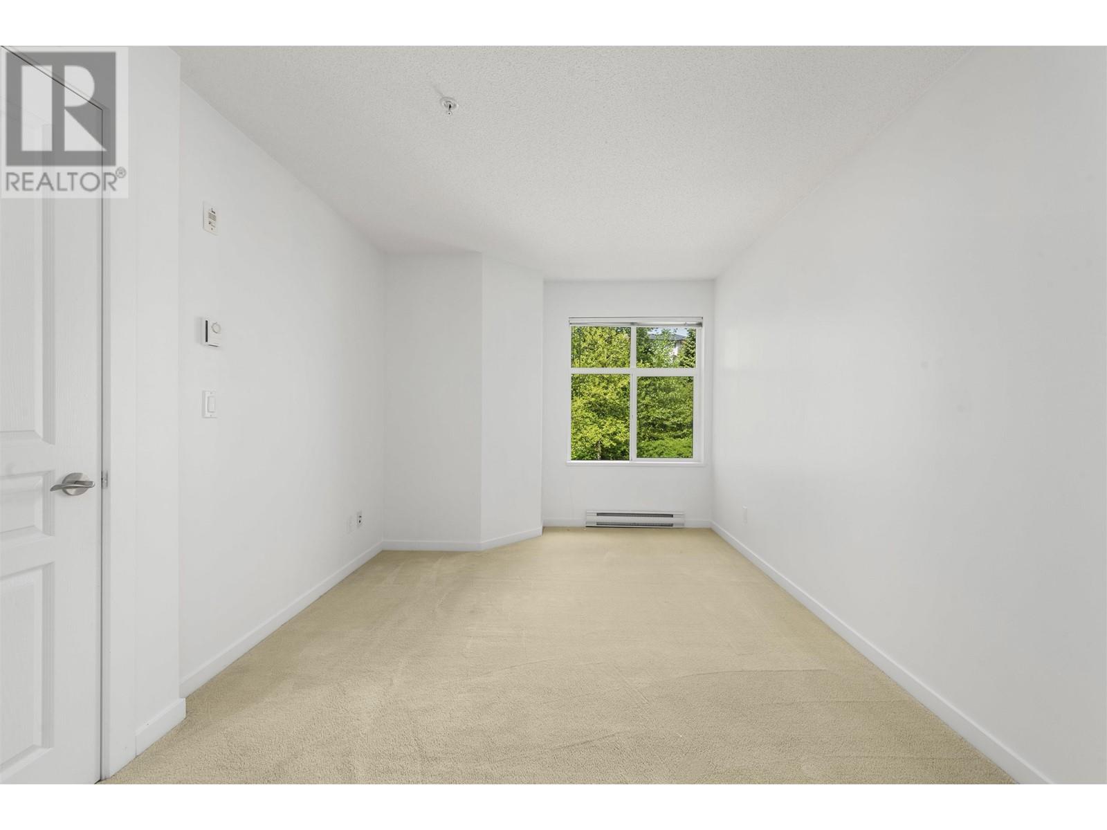 309 4768 Brentwood Drive, Burnaby, British Columbia  V5C 0C7 - Photo 10 - R2996014
