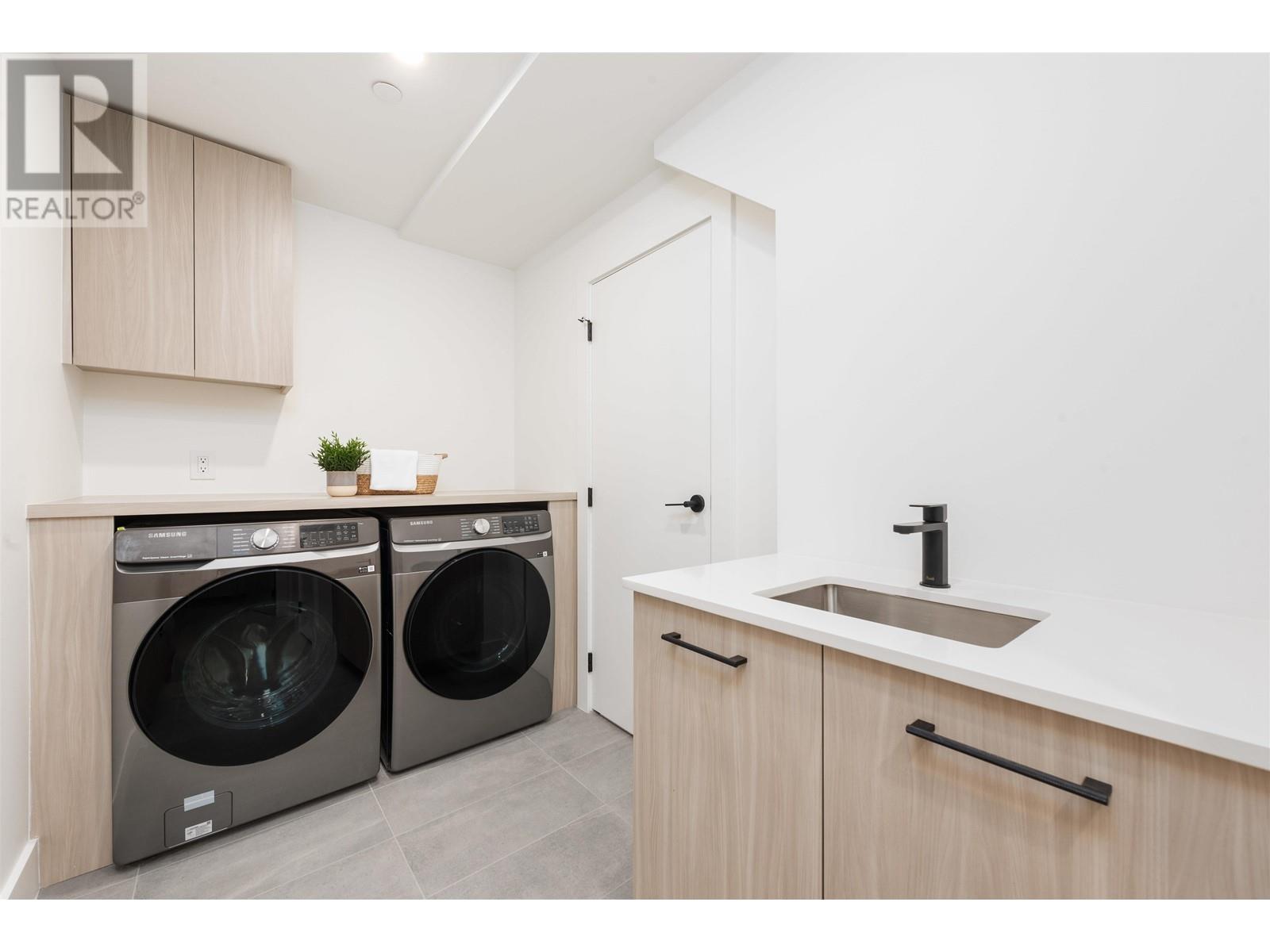 1493 W 52nd Avenue, Vancouver, British Columbia  V6P 1H6 - Photo 28 - R2999255