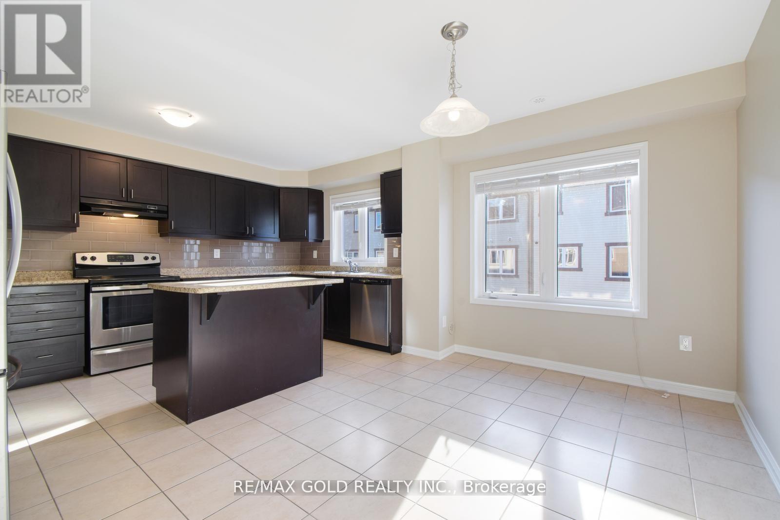 28 Affleck Road, Brampton, Ontario  L7A 3Z2 - Photo 9 - W12170058