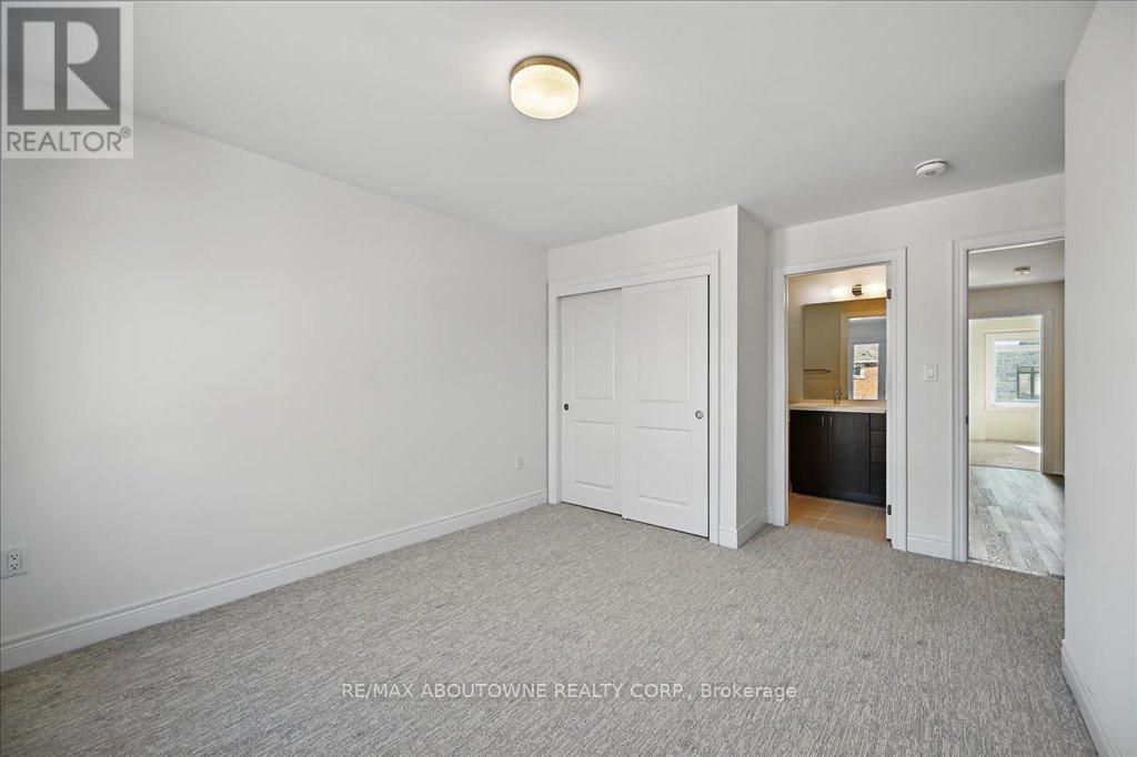 13 - 2184 Postmaster Drive, Oakville, Ontario  L6M 3X1 - Photo 24 - W12170075