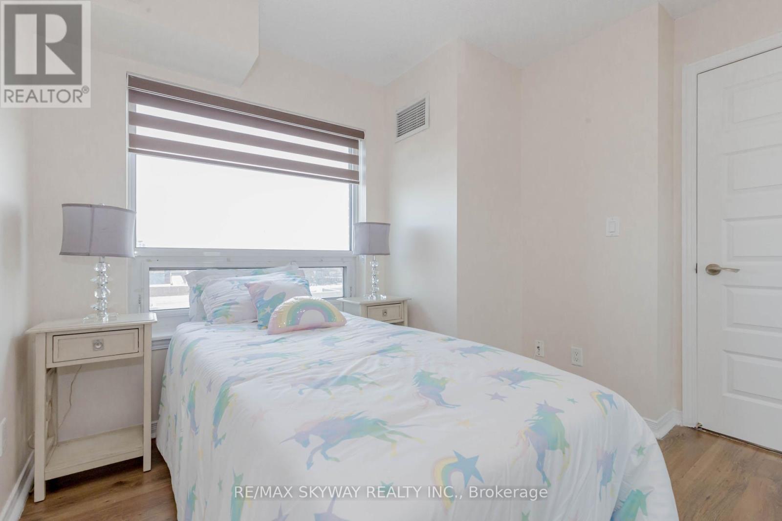 403 - 215 Queen Street E, Brampton, Ontario  L6W 0A9 - Photo 34 - W12170100