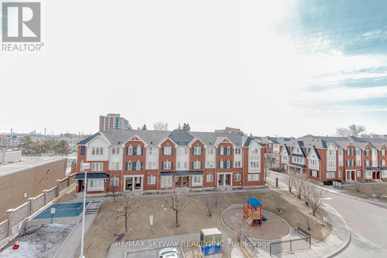 403 - 215 Queen Street E, Brampton, Ontario  L6W 0A9 - Photo 39 - W12170100