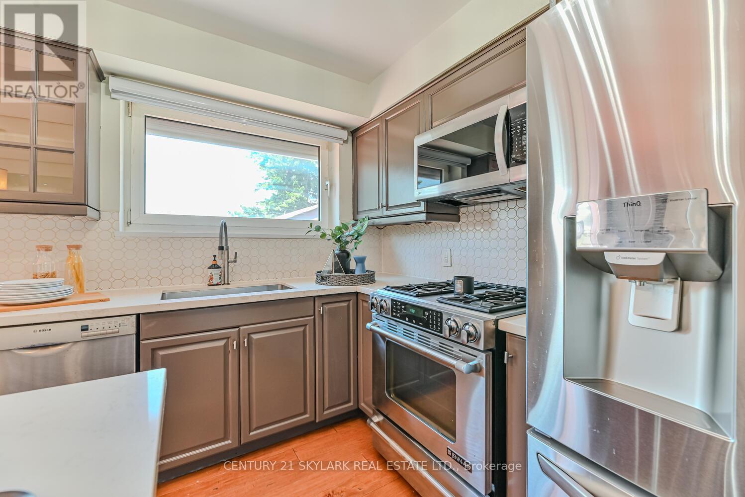 3331 Etude Drive, Mississauga, Ontario  L4T 1T4 - Photo 16 - W12170102