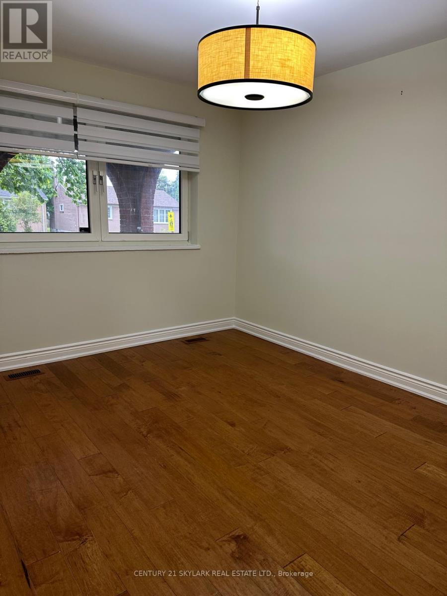 3331 Etude Drive, Mississauga, Ontario  L4T 1T4 - Photo 22 - W12170102