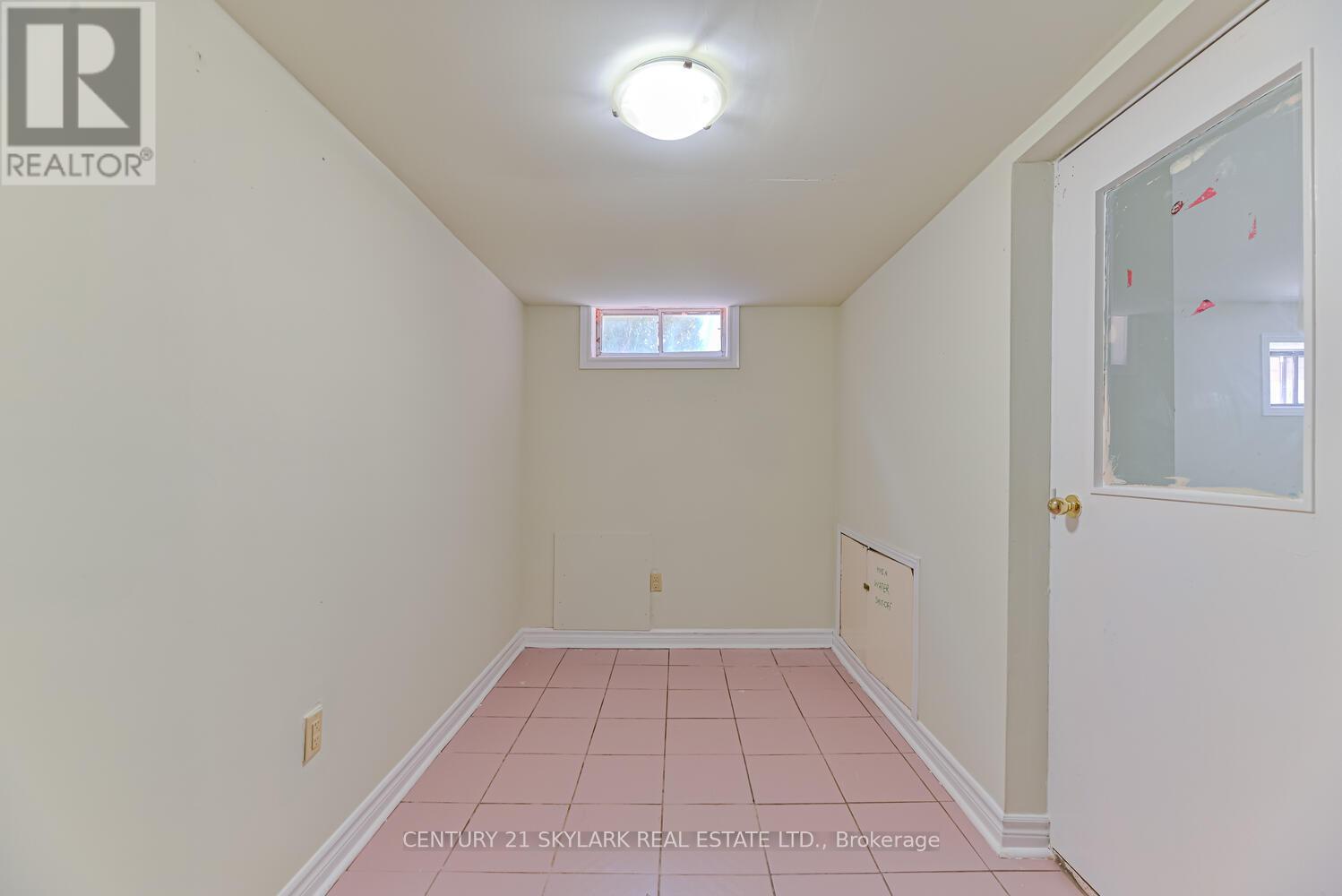 3331 Etude Drive, Mississauga, Ontario  L4T 1T4 - Photo 38 - W12170102