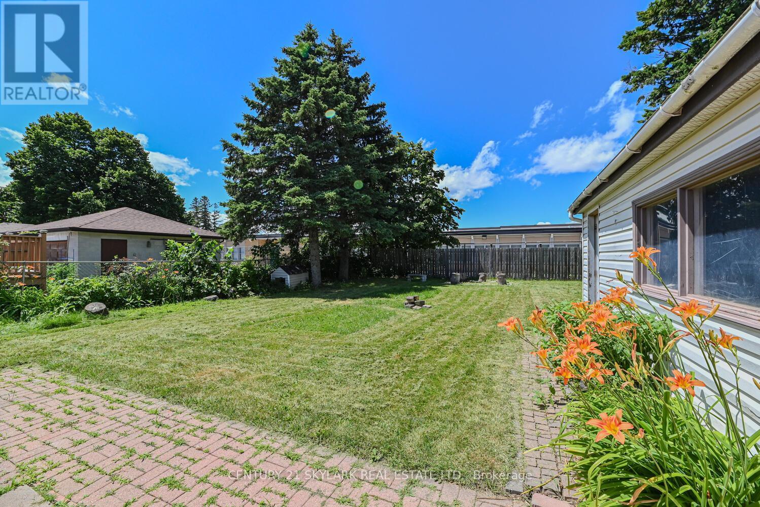 3331 Etude Drive, Mississauga, Ontario  L4T 1T4 - Photo 41 - W12170102