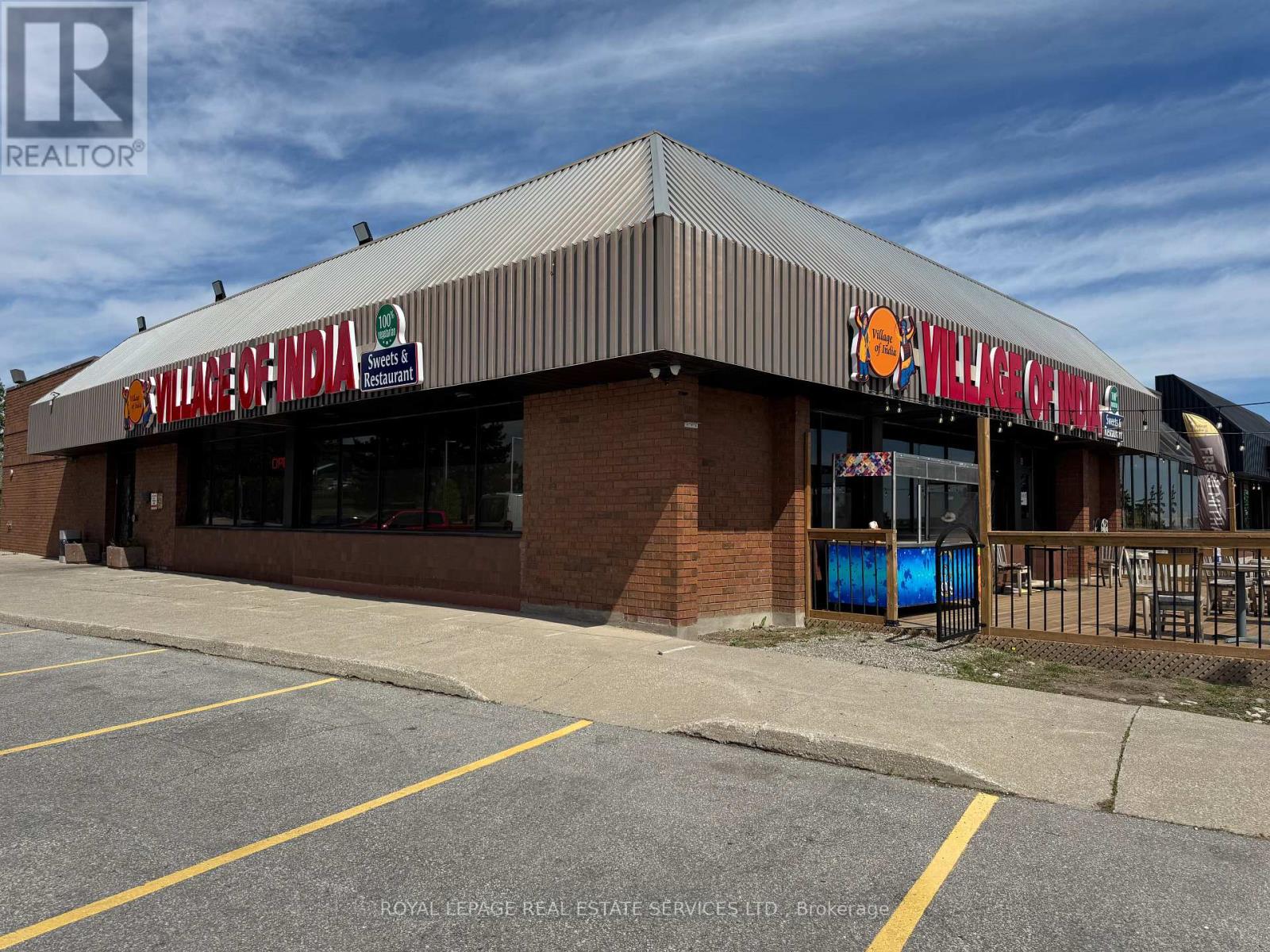 6430 Erin Mills Parkway, Mississauga, Ontario  L5N 3P3 - Photo 1 - W12170128
