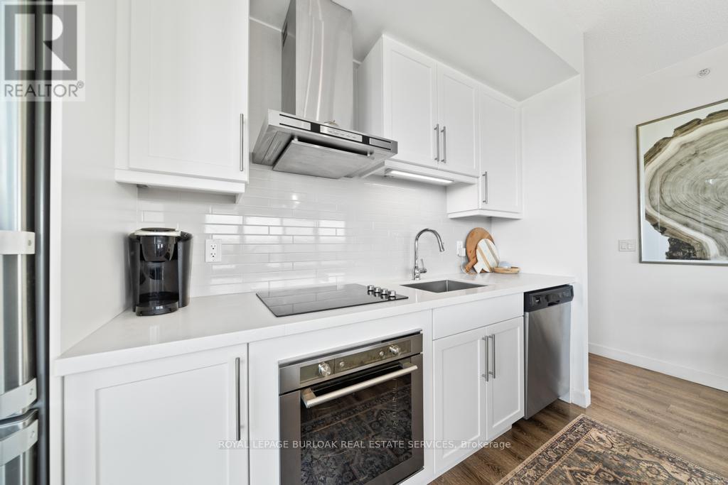 1809 - 2087 Fairview Street, Burlington, Ontario  L7R 0E5 - Photo 13 - W12170131