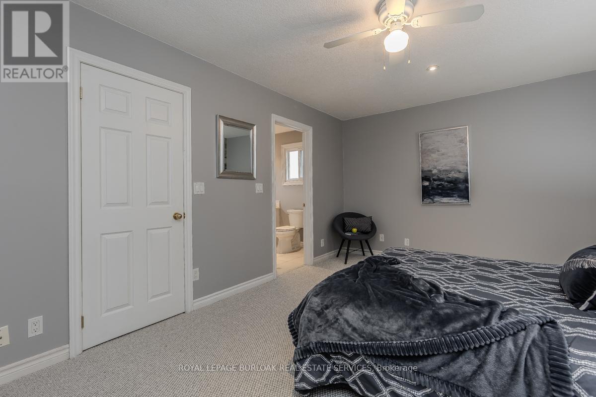 1128 Dowland Crescent, Burlington, Ontario  L7T 4C9 - Photo 23 - W12170147