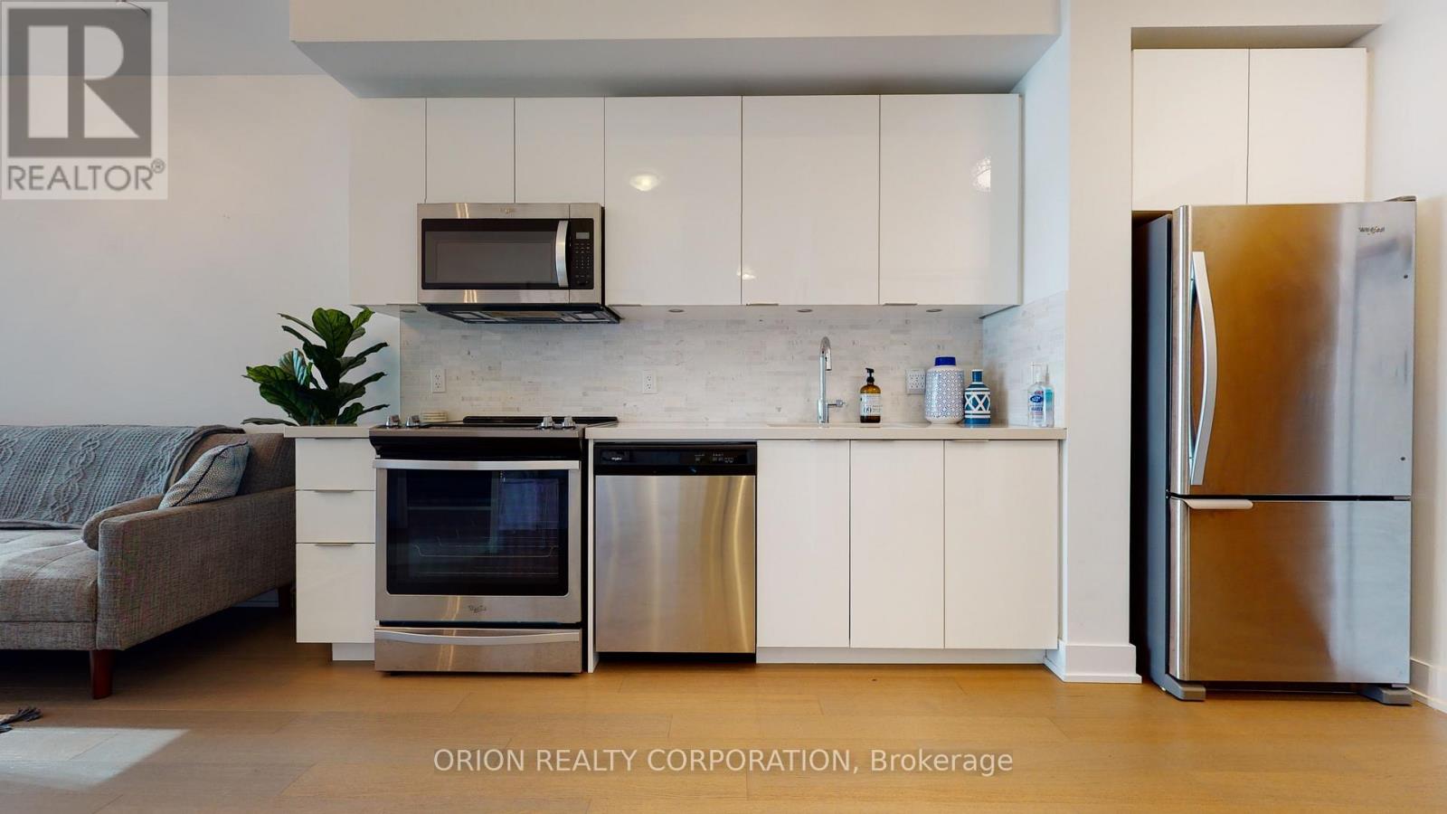 332 - 30 Shore Breeze Drive, Toronto, Ontario  M8V 0J1 - Photo 4 - W12170166