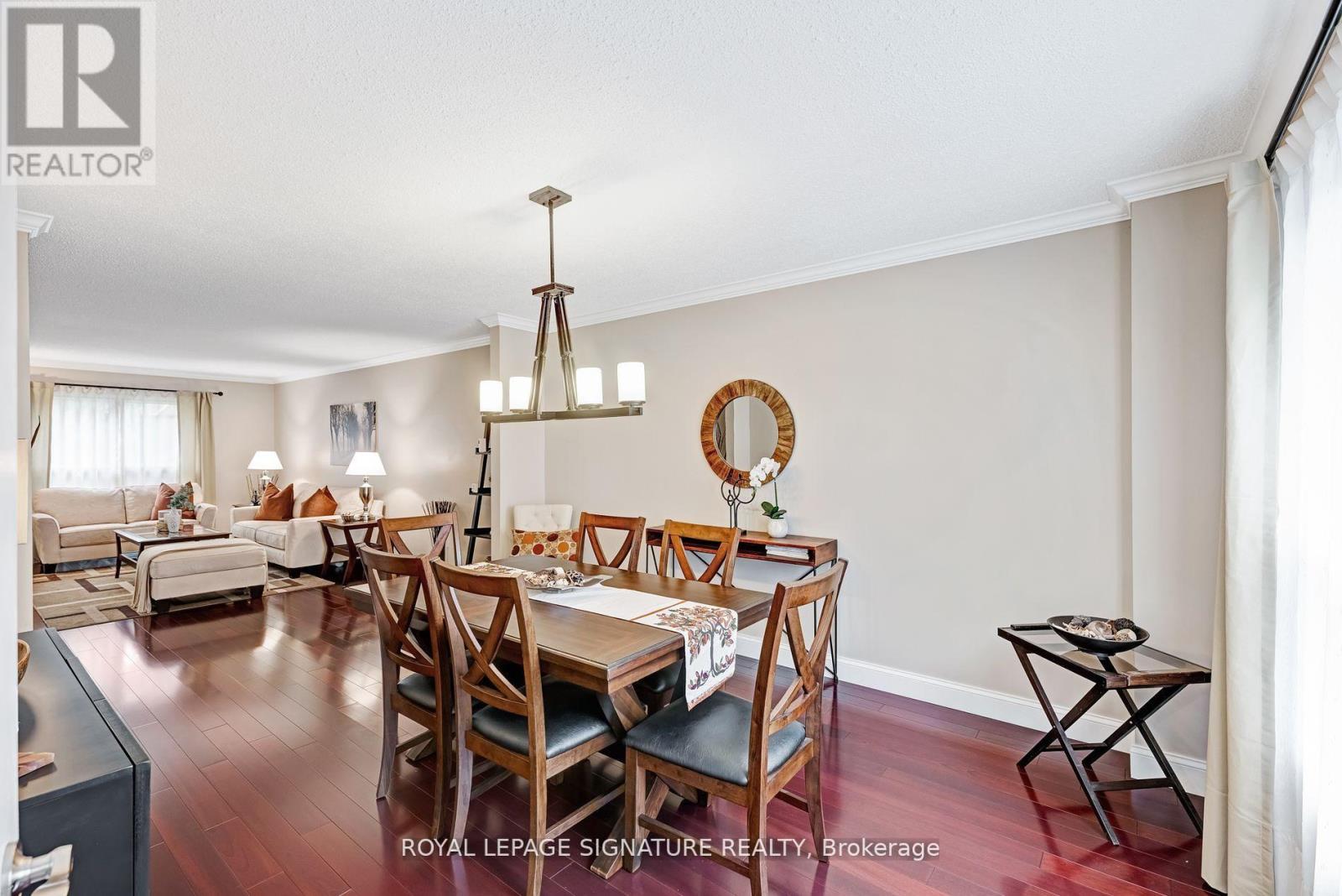 4008 Powderhorn Court, Mississauga, Ontario  L5L 3C4 - Photo 13 - W12170173