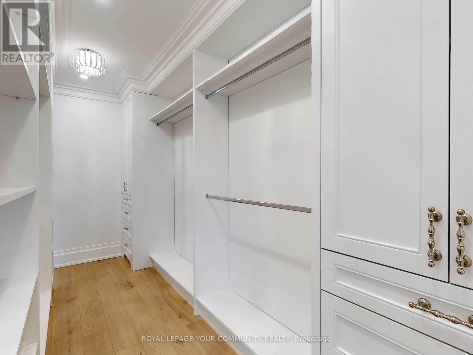 1257 Lakeshore Road W, Oakville, Ontario  L6L 1E7 - Photo 23 - W12170220