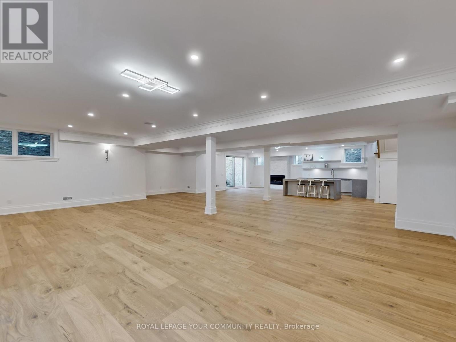 1257 Lakeshore Road W, Oakville, Ontario  L6L 1E7 - Photo 29 - W12170220