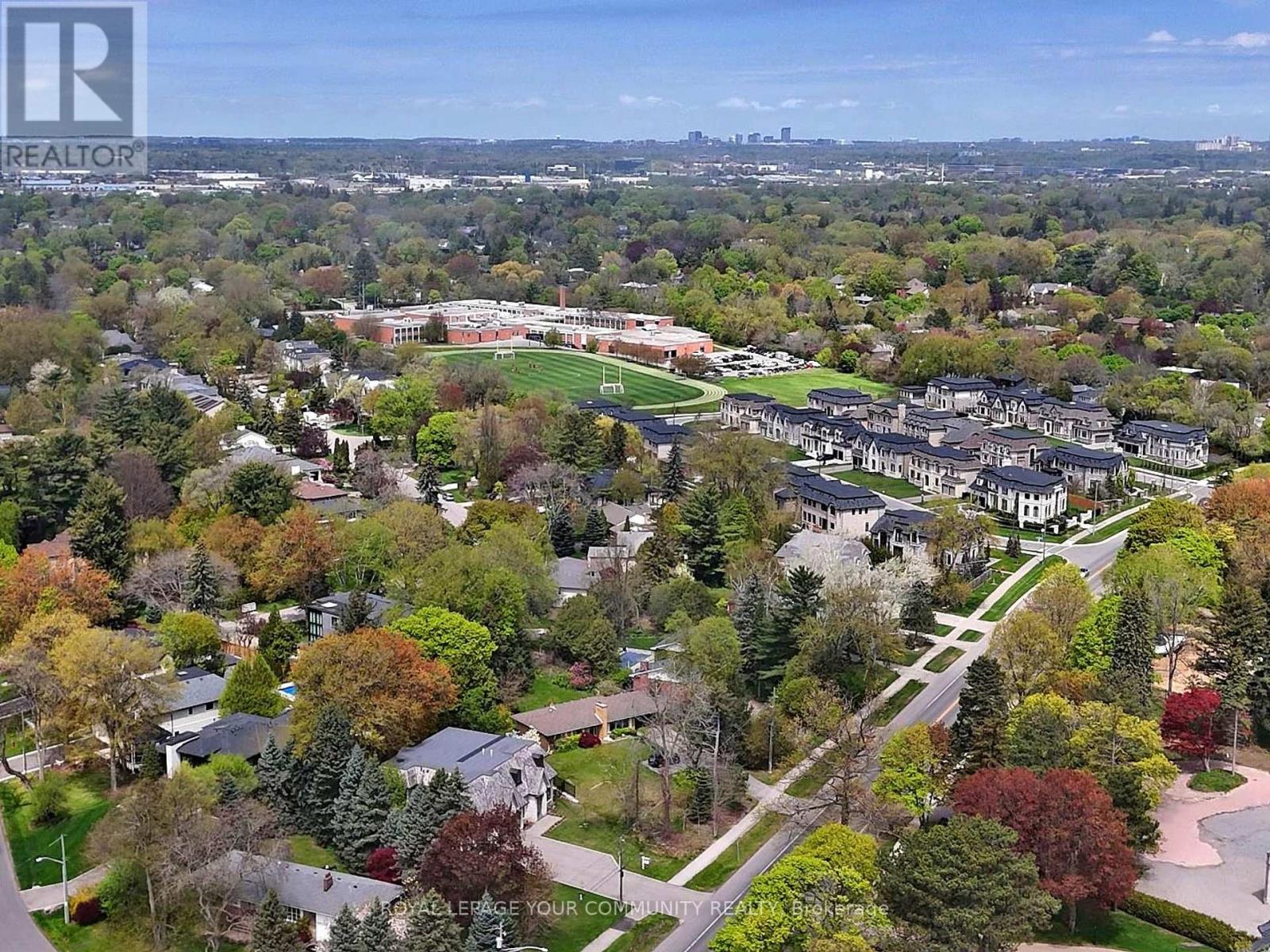 1257 Lakeshore Road W, Oakville, Ontario  L6L 1E7 - Photo 38 - W12170220