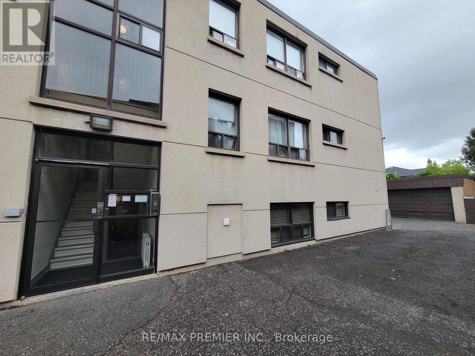 LOWER LEVEL #1 - 2637 KEELE STREET, Toronto, Ontario