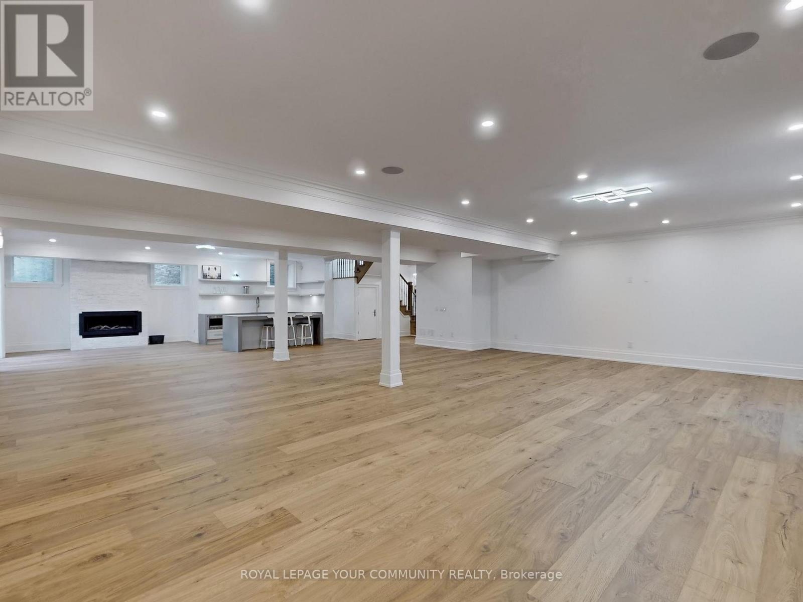 1257 Lakeshore Road W, Oakville, Ontario  L6L 1E7 - Photo 28 - W12170223