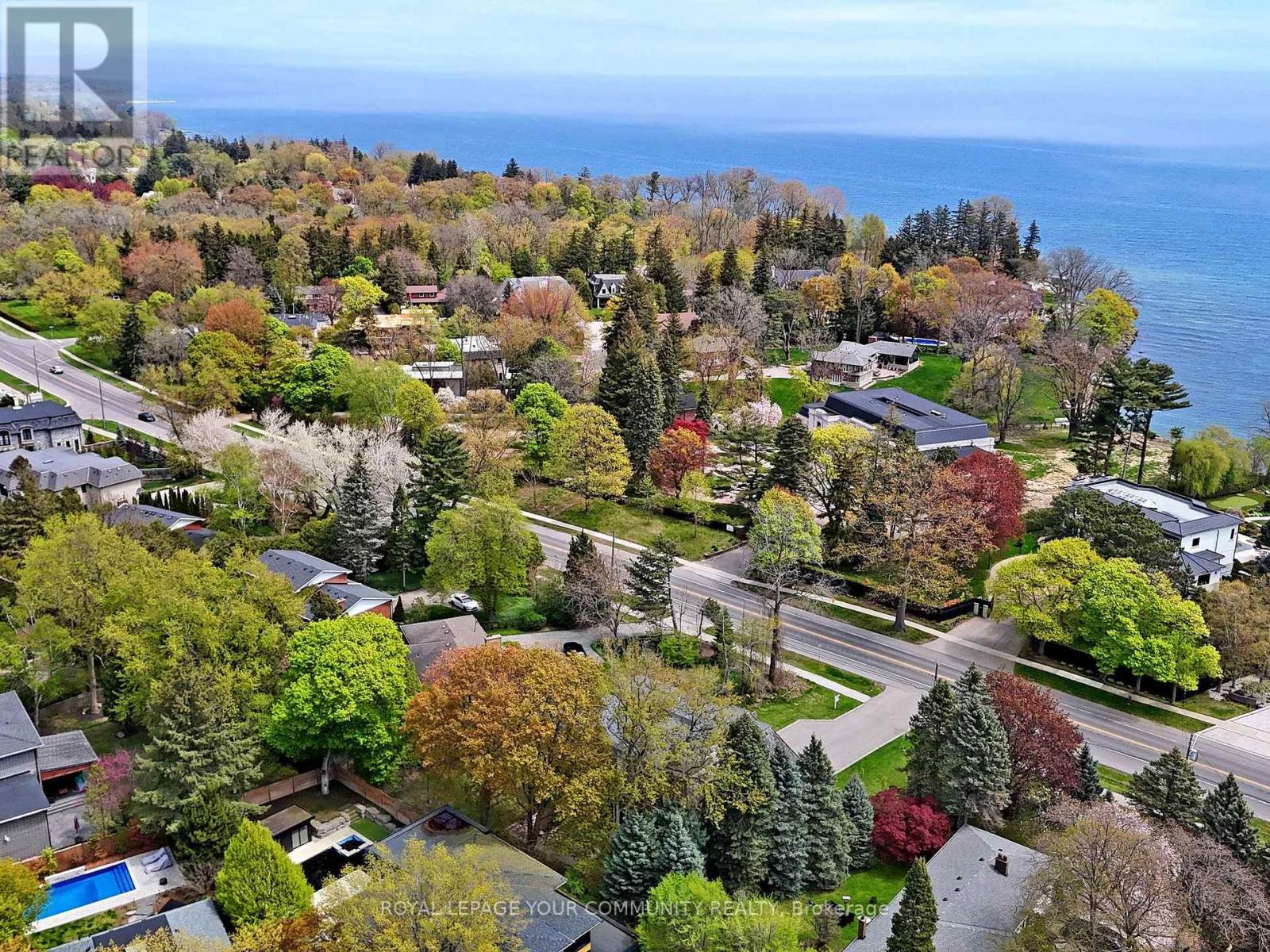 1257 Lakeshore Road W, Oakville, Ontario  L6L 1E7 - Photo 40 - W12170223