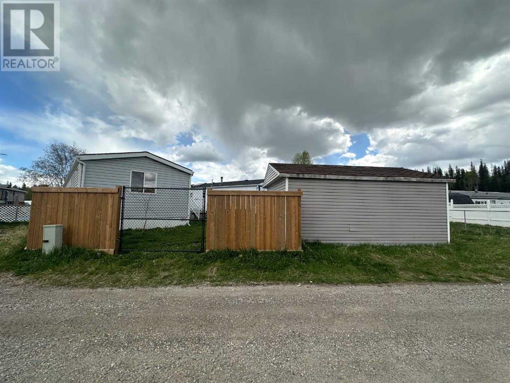 130 Schnur Cove, Hinton, Alberta  T7V 1A8 - Photo 14 - A2192012